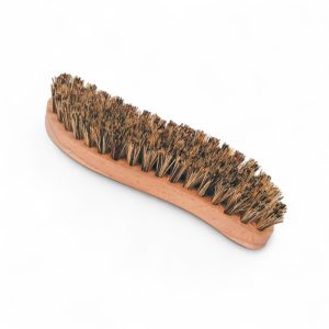 groene-schoonmaakwinkel-duurzaam-schoonmaken-basisingrediënten-le-droguerie-ecologique-frankrijk-borstel-hard