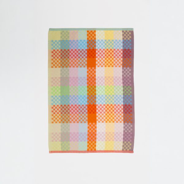 groene-schoonmaakwinkel-duurzaam-schoonmaken-keukentextiel-foekjefleur-#58A-checkeredcheck-theedoek_1-Photoroom