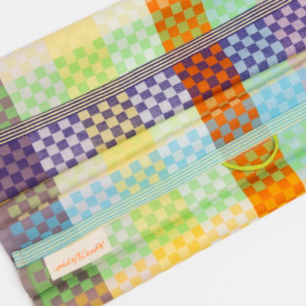 groene-schoonmaakwinkel-duurzaam-schoonmaken-keukentextiel-foekjefleur-#58B-checkeredcheck-theedoek_4-Photoroom