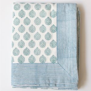 Groene-Schoonmaakwinkel-duurzaam-keukentextiel-tafelkleed-rozablue-little-lotus-green-160x270-2