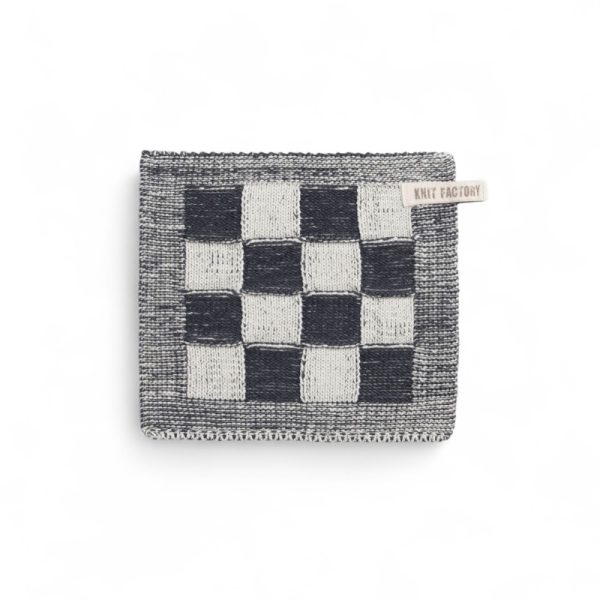 groene-schoonmaakwinkel-duurzaam-schoonmaken-milieuvriendelijk-keukentextiel-knitfactory-knit-factory-gebreide-textiel-pannenlap-block-ecru-antraciet0