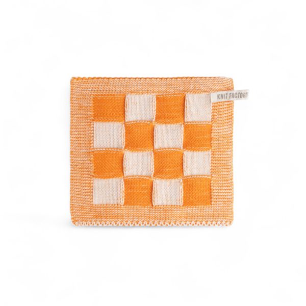 groene-schoonmaakwinkel-duurzaam-schoonmaken-milieuvriendelijk-keukentextiel-knitfactory-knit-factory-gebreide-textiel-pannenlap-block-ecru-orange0