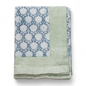de-groene-schoonmaakwinkel-duurzaam-schoonmaken-keukentextiel-rozablue-tafelkleed-b reezy-blue-150x240