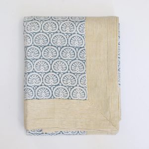 de-groene-schoonmaakwinkel-duurzaam-schoonmaken-keukentextiel-rozablue-hand-blokprint-tafellaken-seashell mineral-2.jpg