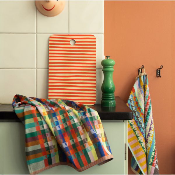 de-groene-schoonmaakwinkel-duurzaam-schoonmaken-keukentextiel-set-handdoek-theedoek-foekje-fleur-oddsenends-other-half-hartjes-65-5
